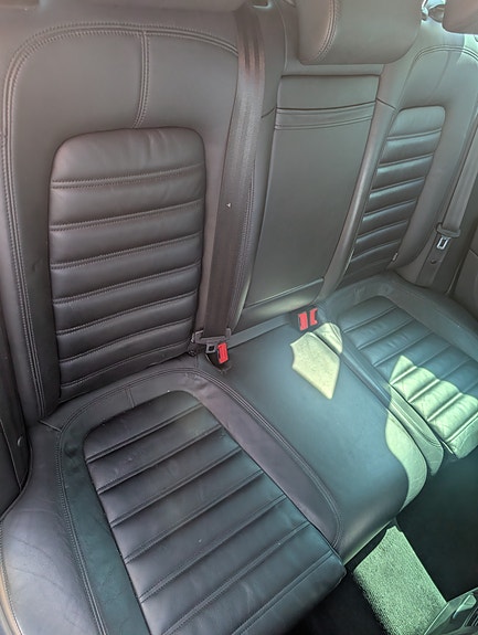 Volkswagen Passat 7 of 9