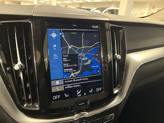 Volvo XC60 11 of 12