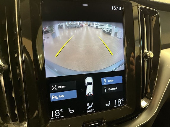 Volvo XC60 12 of 12