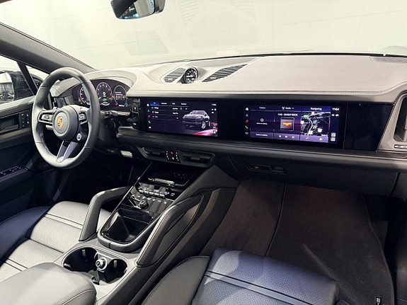 Porsche Cayenne 24 of 26