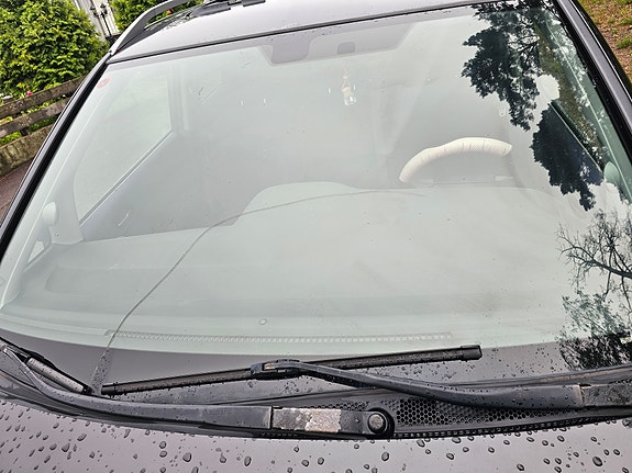 Honda FR-V 6 of 10