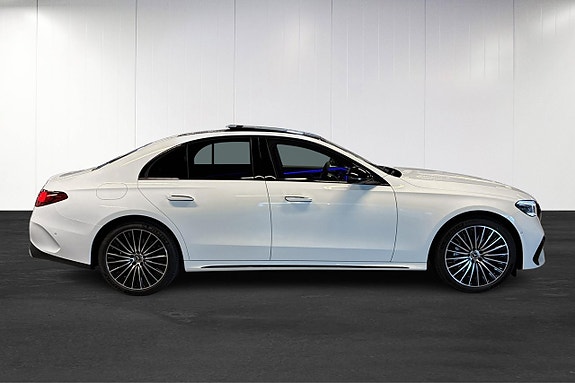 Mercedes-Benz E300 de 8 of 23