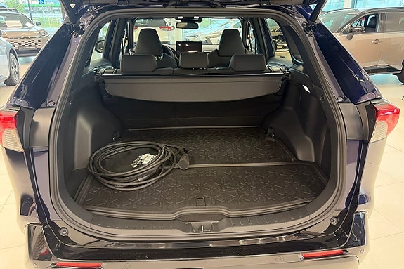 Toyota RAV4 10 of 10