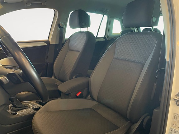 Volkswagen Tiguan 9 of 26