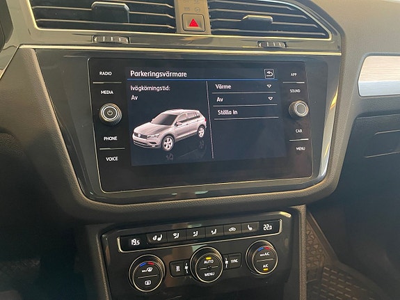 Volkswagen Tiguan 18 of 26