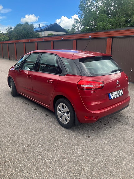 Citroen C4 Picasso 2 of 3