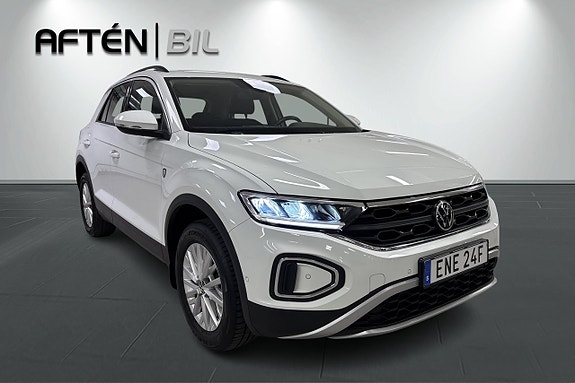 Volkswagen T-Roc 4 of 5