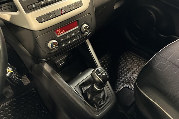 Kia Venga 21 of 22