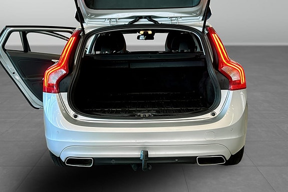 Volvo V60 9 of 9