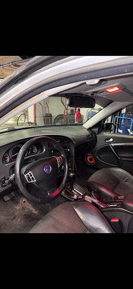 Saab 9-5 5 of 7
