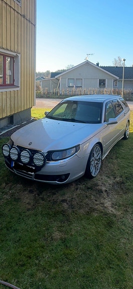 Saab 9-5 3 of 7
