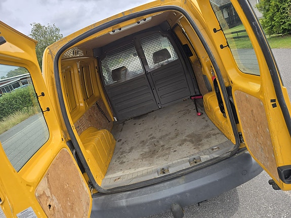 Volkswagen Caddy 5 of 5