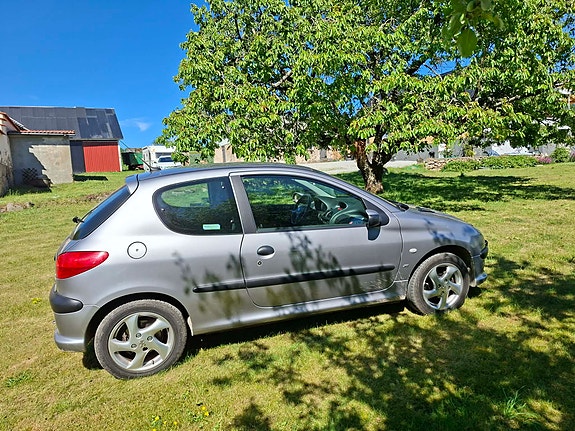 Peugeot 206 4 of 5