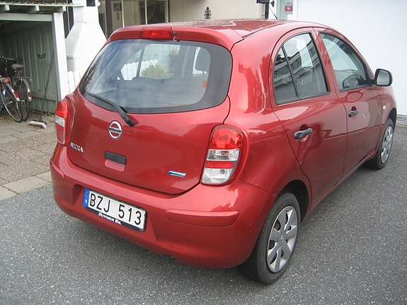 Nissan Micra 2 of 2