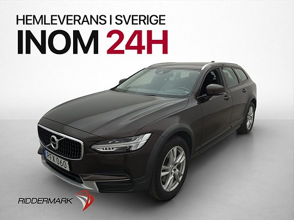 Volvo V90 Cross Country 3 of 5