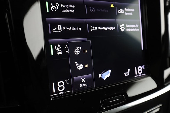 Volvo S90 24 of 30