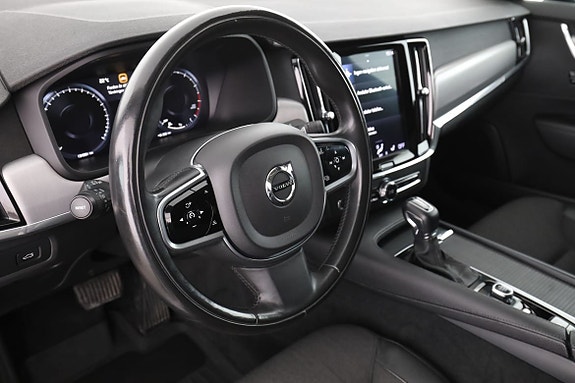 Volvo S90 12 of 30