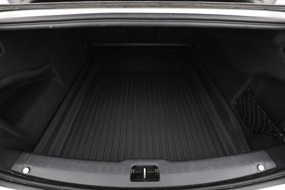 Volvo S90 18 of 30