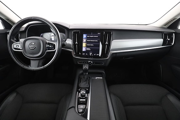 Volvo S90 13 of 30