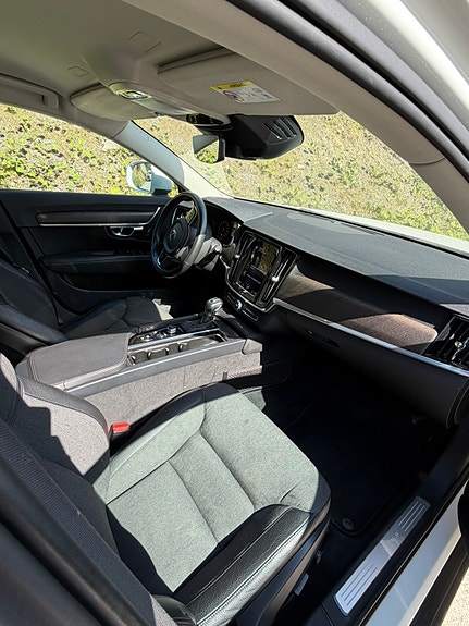 Volvo V90 Cross Country 4 of 5