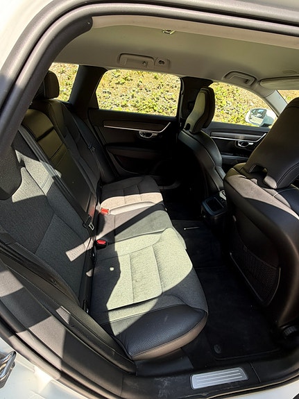 Volvo V90 Cross Country 5 of 5