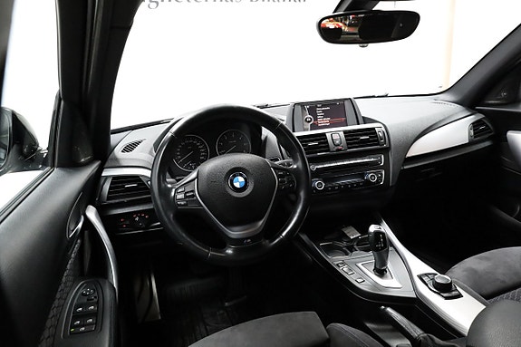 BMW 120d 3 of 29
