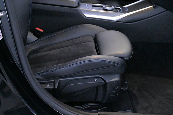 BMW 330e 13 of 27