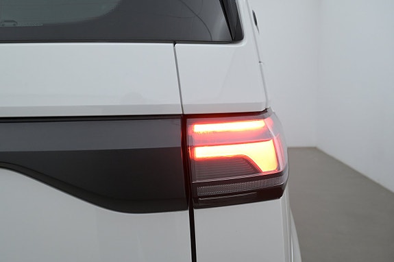 Volkswagen ID. Buzz 25 of 27