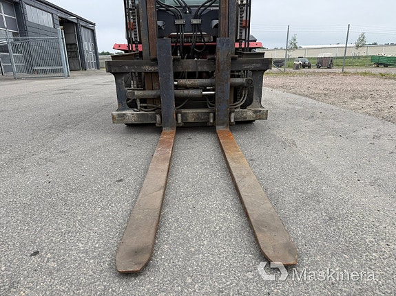 Truck Kalmar DCD40-5H 22 of 27