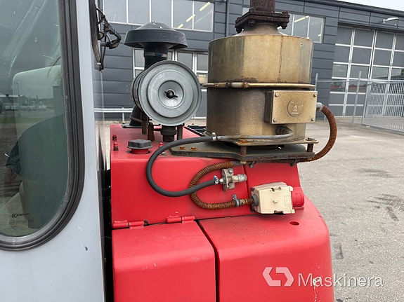 Truck Kalmar DCD40-5H 12 of 27
