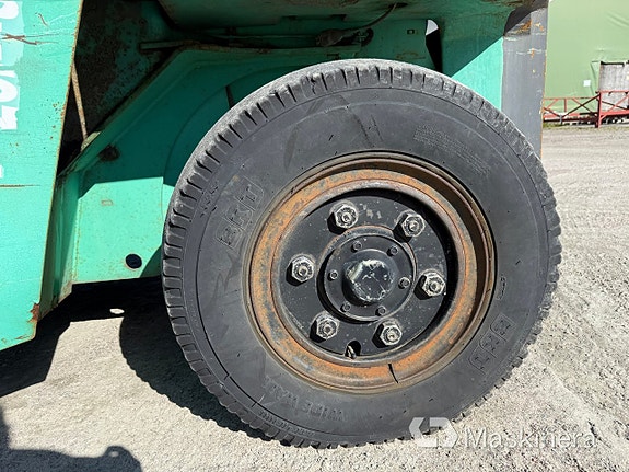 Gaffeltruck Mitsubishi FD70 15 of 27