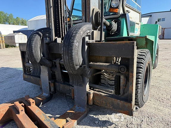 Gaffeltruck Mitsubishi FD70 19 of 27