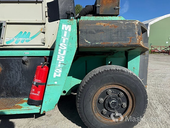 Gaffeltruck Mitsubishi FD70 8 of 27
