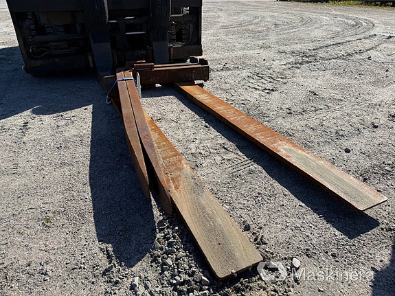 Gaffeltruck Mitsubishi FD70 24 of 27