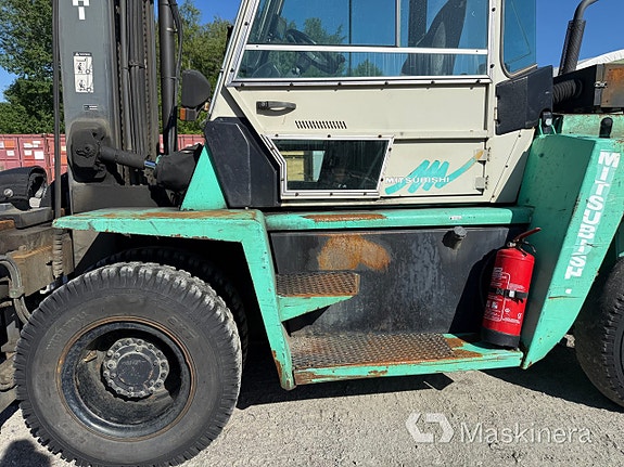 Gaffeltruck Mitsubishi FD70 10 of 27