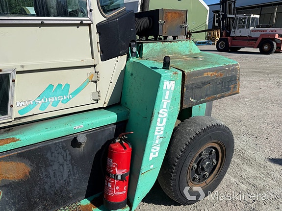 Gaffeltruck Mitsubishi FD70 7 of 27