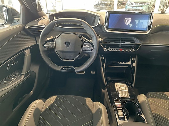 Peugeot 2008 9 of 15