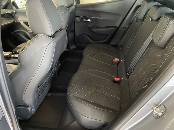 Peugeot 2008 15 of 15