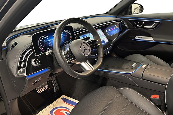Mercedes-Benz E300 7 of 22