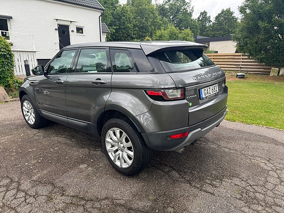 Land Rover Range Rover Evoque 3 of 13