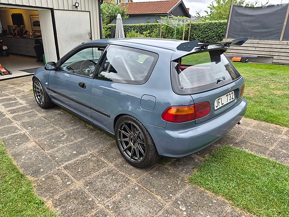 Honda Civic 2 of 5