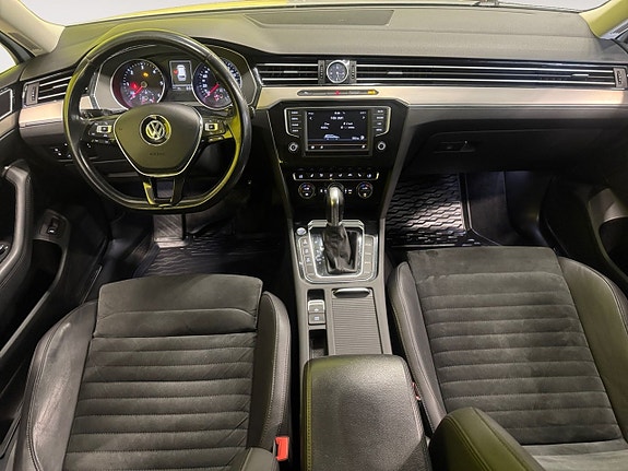 Volkswagen Passat 10 of 22