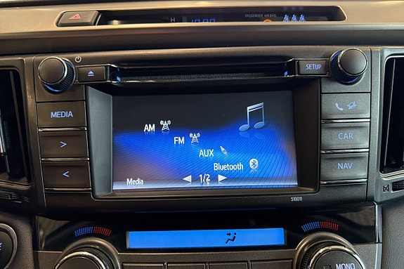 Toyota RAV4 15 of 18