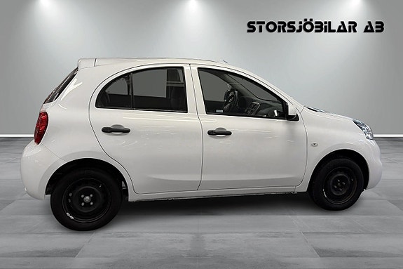 Nissan Micra 2 of 5