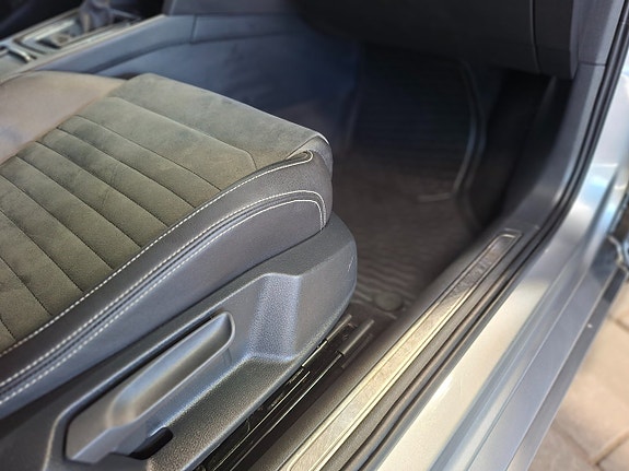 Volkswagen Passat 9 of 22