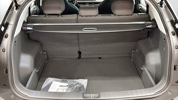 Kia EV3 10 of 14