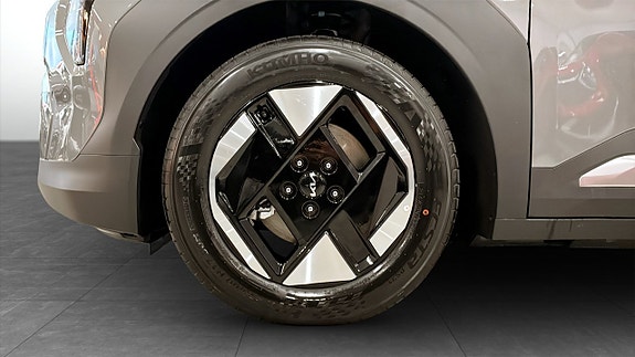 Kia EV3 9 of 14