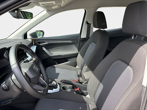 Seat Arona 9 of 15