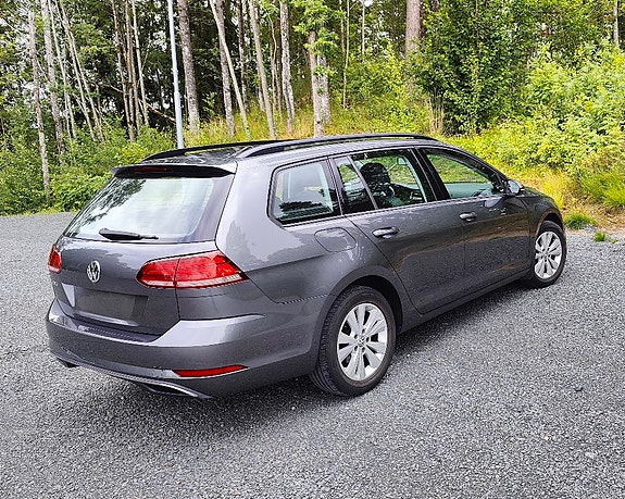 Volkswagen Golf VII 4 of 21
