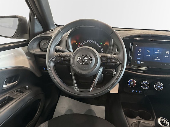 Toyota Aygo X 9 of 10